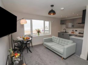Apt 8 Hunter's Quay